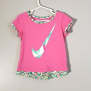 Nike girls tee, size 6